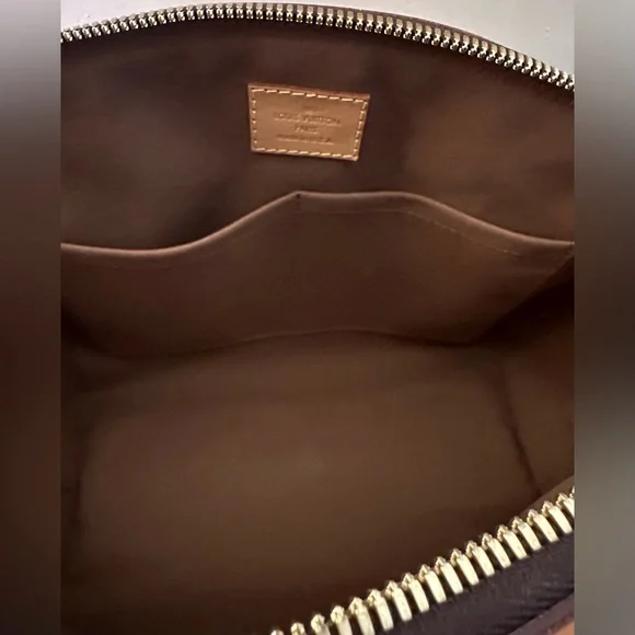 Louis Vuitton Tivoli PM Monogram EUC - Picture 14 of 15